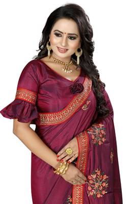Purple Embroidered Silk Saree With Blouse 4