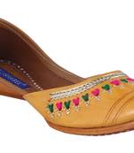 yellow  slip on jutis