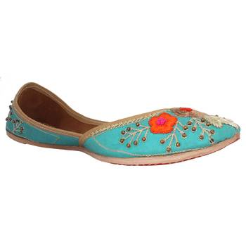 blue slip on jutis 1