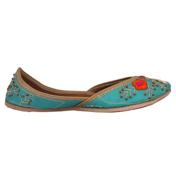 blue slip on jutis 2