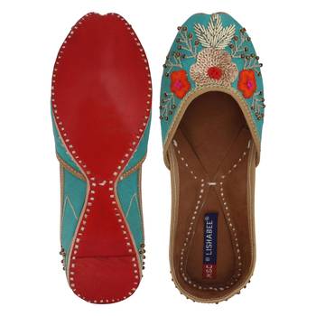 blue slip on jutis 5
