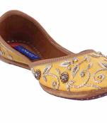 gold slip on jutis