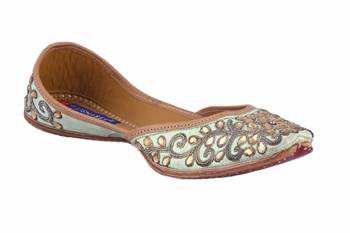 MSC-Women- green slip on jutis  1