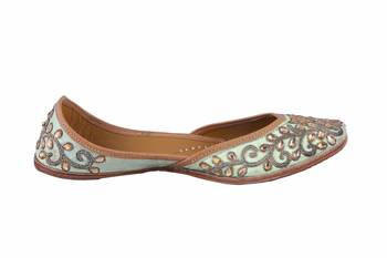 MSC-Women- green slip on jutis  2