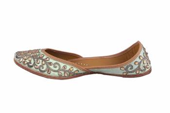MSC-Women- green slip on jutis  3