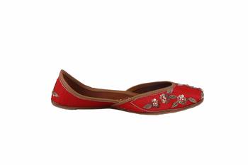 MSC-Women red  slip on jutis  2