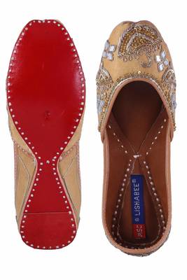 MSC-Women brown  slip on jutis  5