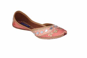 Women Peach slip on  Leather Jutti 1