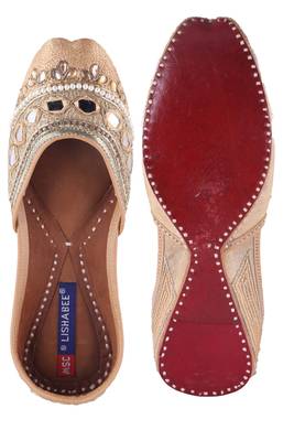 Women Gold Leather  slip on jutis 5