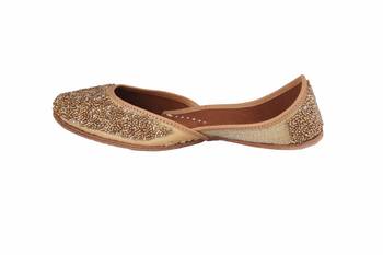 Women Gold Leather  slip on jutis 3