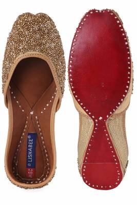 Women Gold Leather  slip on jutis 5