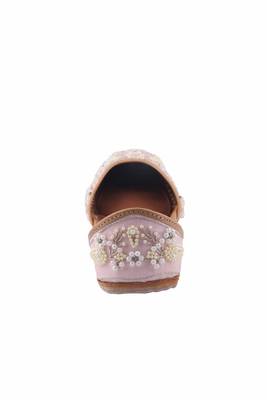 Women pink  slip on jutis 4