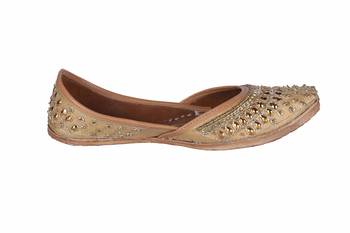 Women brown colored slip on Juttis 2