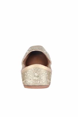 Women Embroidered Genuine Leather  slip on  4