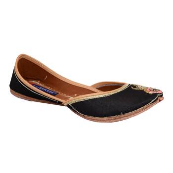 Embroidered fabric  Juttis 1