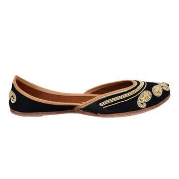 Embroidered  fabric slip on  Juttis 2