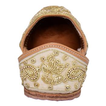 Embroidered  fabric slip on  Juttis 4