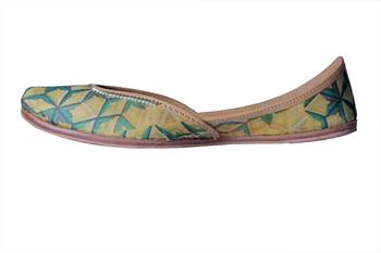 green & yellow  slip on printed Juttis 3