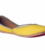 Solid printed yellow  slip on  Juttis
