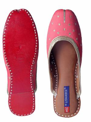Hand Embroidered slip on  Juttis 5