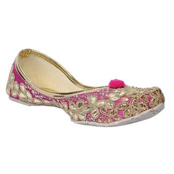Women Synthetic Pink juties 1