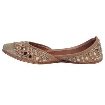 women Beige synthetic Juties 6