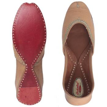 women Beige synthetic Juties 10