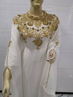 White Embroidered Georgette Islamic Kaftans 2