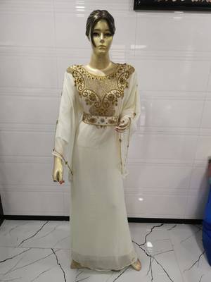White Embroidered Georgette Islamic Kaftans 1