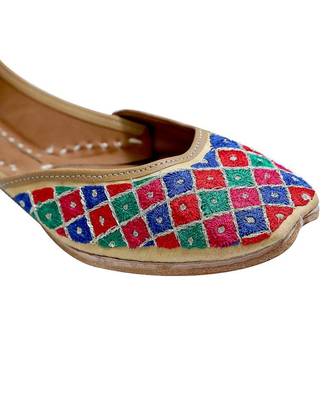 Multicolour Thread Embroidery Party Wear Ethnic.Jutti 4