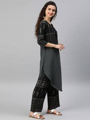 Women's Grey Colour Khadi Print Straight Crepe Kurta 3