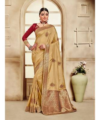 Gold Poly Silk Embroidered Jaquard Pallu Heavy Work Saree 1