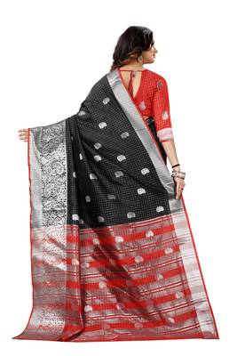 Black Woven Jacquard Saree With Blouse 3