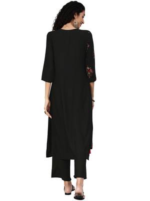 Women's Black Colour Khadi Print Straight Rayon Kurta 2