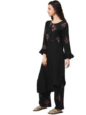 Women's Black Colour Khadi Print Straight Rayon Kurta 3