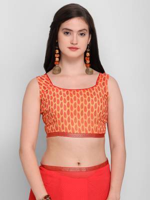 Red printed georgette saree with blouse 3