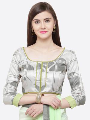 Green printed georgette saree with blouse 3