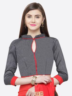 Red printed georgette saree with blouse 3