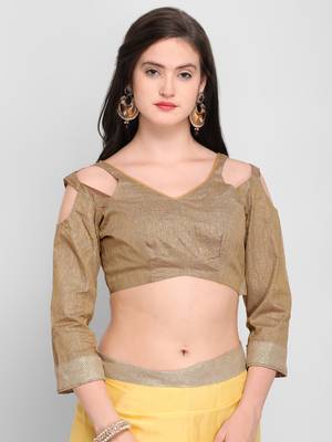 Yellow printed Crepe saree with blouse 3