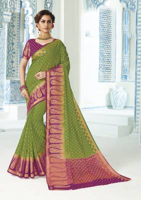 Green woven raw silk saree with blouse 1