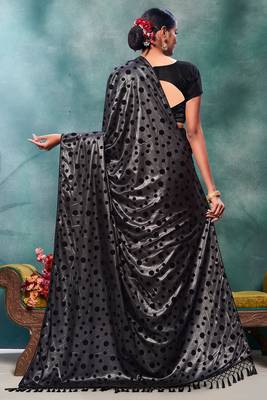 Silver plain silk saree with blouse 4