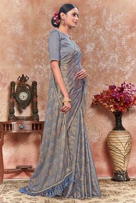 Grey plain silk saree with blouse 3