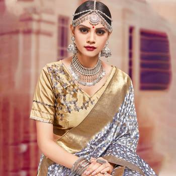 Grey woven Silk Blend saree with blouse 2