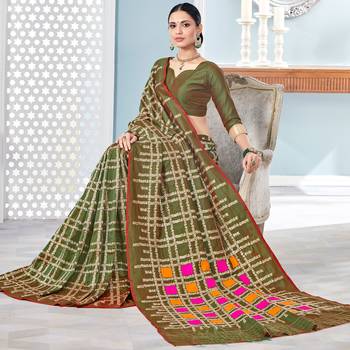 Green woven Silk Blend saree with blouse 2