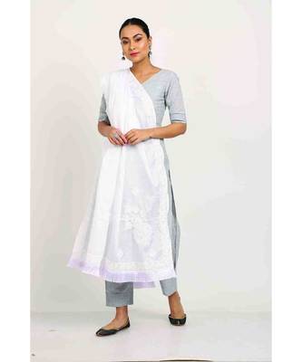 White Kota Chikankari Duppatta with Tassal lace 3