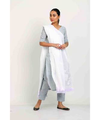 White Kota Chikankari Duppatta with Tassal lace 4