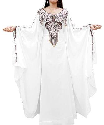 Cream Georgette Embroidered Zari Work Islamic Kaftans 1