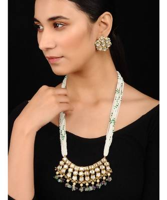 Multicoloured Gold Tone Kundan And Stone Necklace With Earrings 1