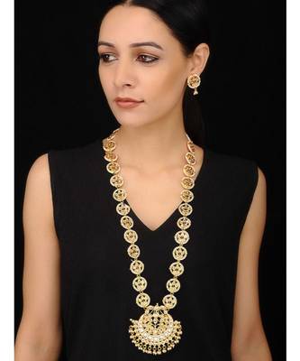 Gold Tone Kundan And Shell Pearls Long Necklace Set 1