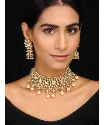 Gold Tone Kundan And Pearl Necklace Set 1